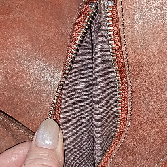 Vintage Roots Messanger Bag - Picture 8 of 12